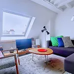 Large 3-Room Apartment Near The Saint Martin Canal