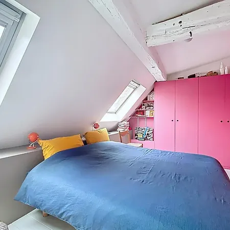Large 3-room Near The Saint Martin Canal Paris