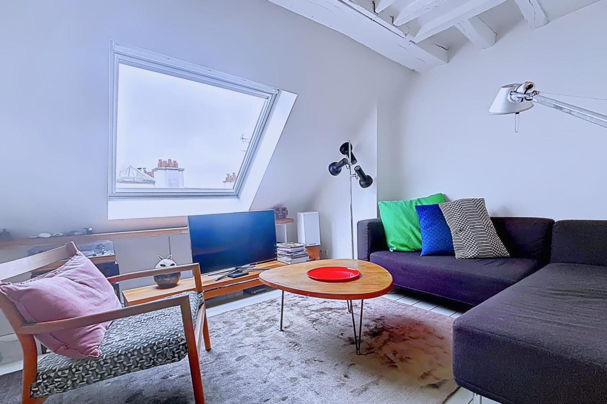 Large 3-room Near The Saint Martin Canal Apartment Paris